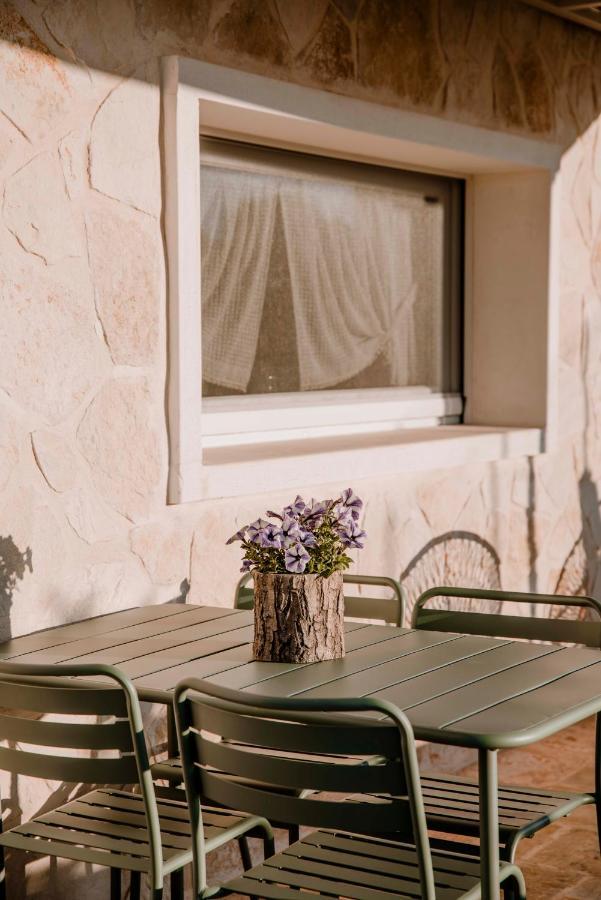 Il Trullo Delle Due Lune ノーチ エクステリア 写真